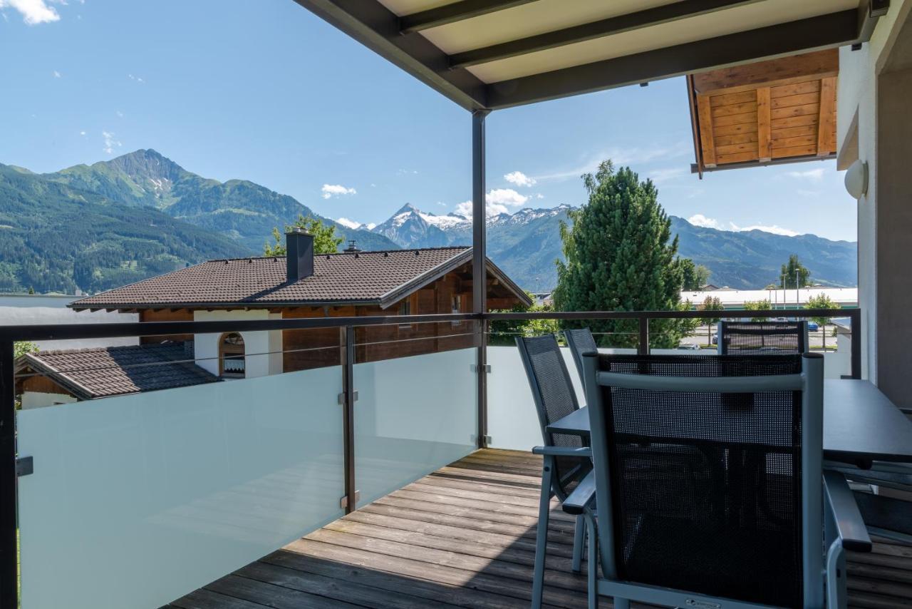 Fourteen Zell Am S&p By In One