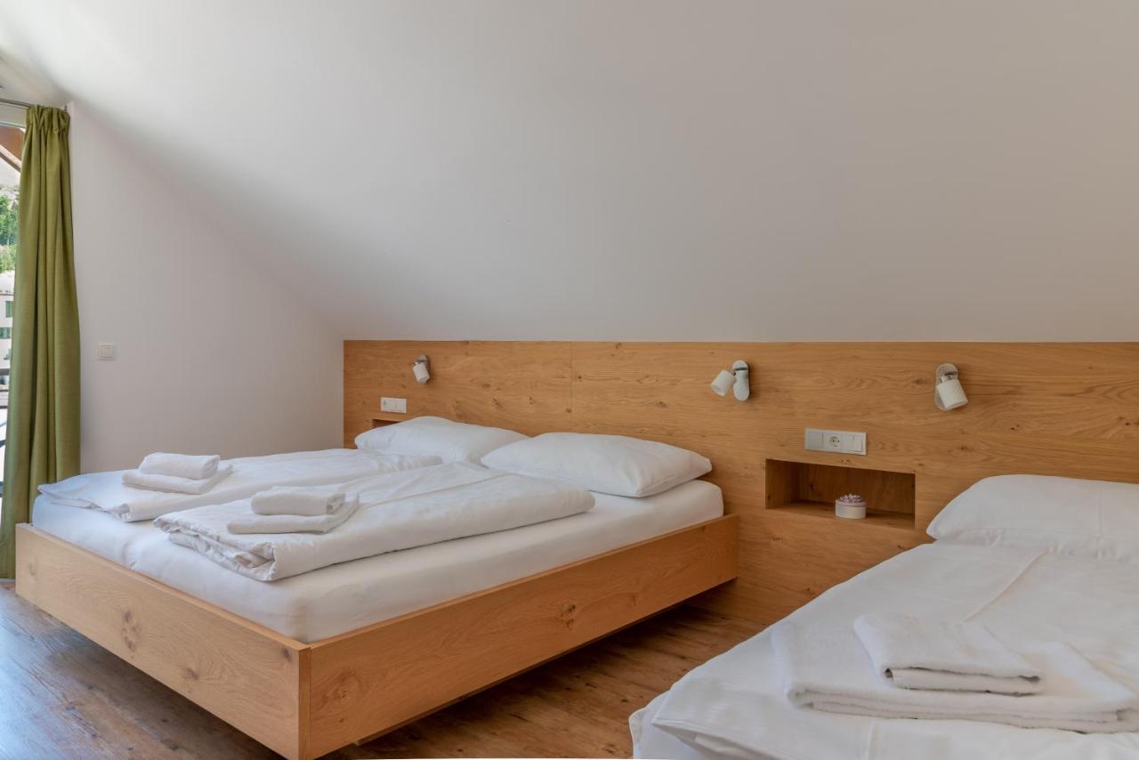 Fourteen Zell Am S&p By In One Apartment Zell am See
