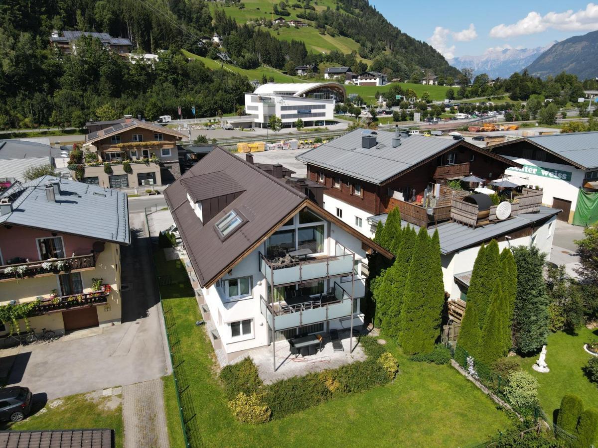 Apartment Fourteen Zell Am S&p By In One