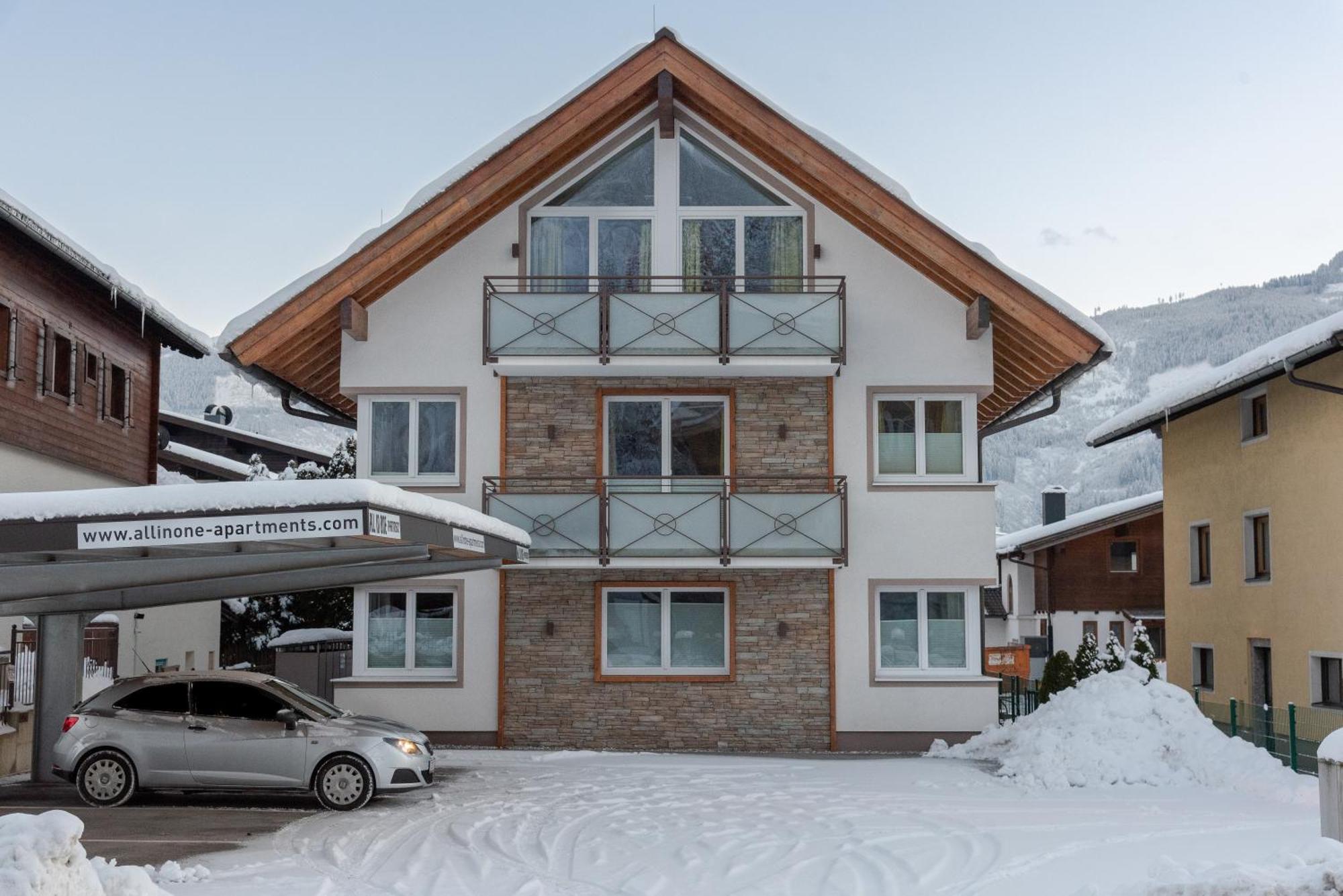 Fourteen Zell Am S&p By In One
